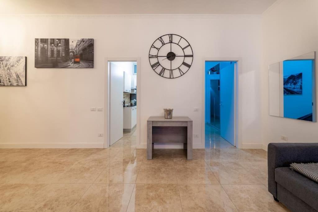 San Babila - Luxury Milanese Apartment מראה חיצוני תמונה